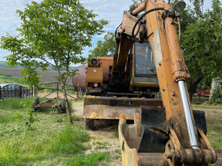 Vand excavator Case 688 B foto 2