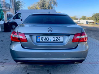 Mercedes E-Class foto 4