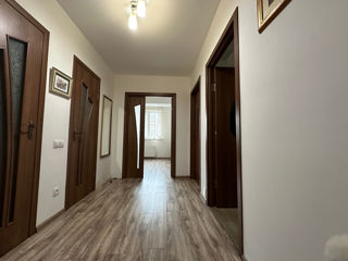 Apartament cu 2 camere, 50 m², Botanica, Chișinău foto 3