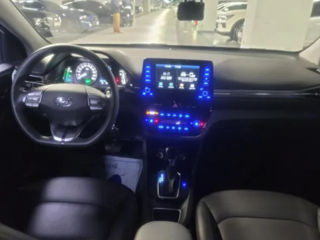 Hyundai IONIQ foto 11