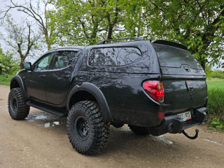 Mitsubishi L200 foto 4