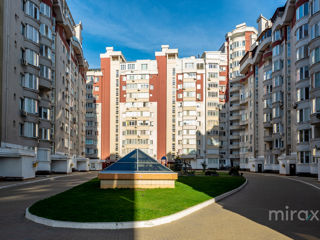 Apartament cu 3 camere, 100 m², Centru, Chișinău foto 17