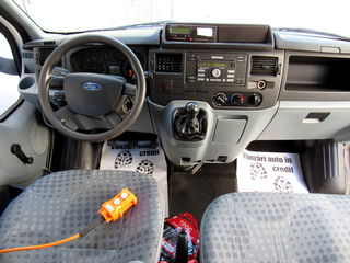 Ford Tranzit 2,4 foto 10