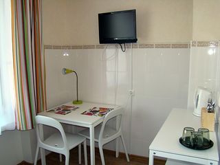 Установить телевизор на стену. Instalarea tv pe perete.Montarea televizorului pe perete. foto 3