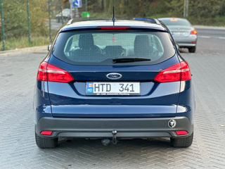 Ford Focus foto 5