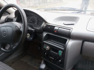 Opel Astra foto 4