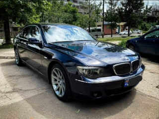 BMW 7 Series foto 3