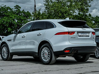 Jaguar F-PACE foto 3