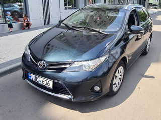 Toyota Auris foto 2