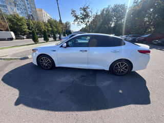 KIA Optima foto 8