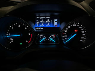 Ford Kuga фото 7