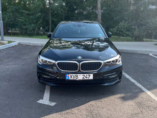 BMW 5 Series foto 1