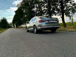 Skoda Superb foto 8