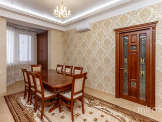 Apartament cu 2 camere, 73 m², Botanica, Chișinău foto 4