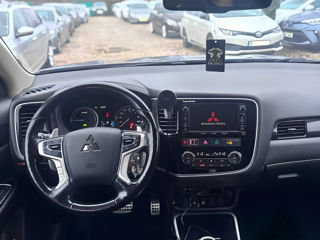 Mitsubishi Outlander foto 7