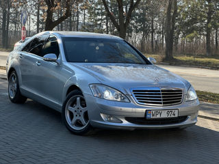 Mercedes S-Class