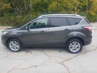 Ford Kuga foto 10