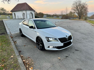 Skoda Superb foto 2