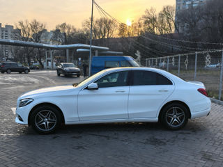 Mercedes C-Class foto 3