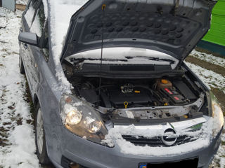 Opel Zafira foto 4