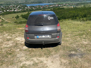 Renault Scenic foto 2