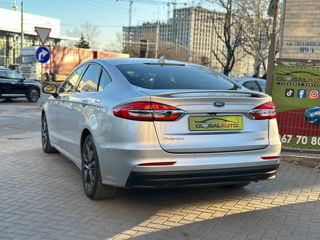 Ford Fusion foto 6