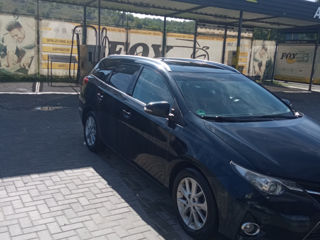 Toyota Auris foto 7