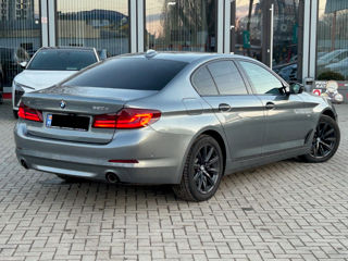 BMW 5 Series foto 3