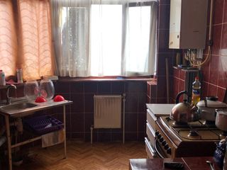 Se vinde apartament cu 3 camere Cahul Lapaevca foto 5