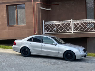 Mercedes E Class foto 3