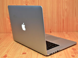 MacBookPro 15 foto 2