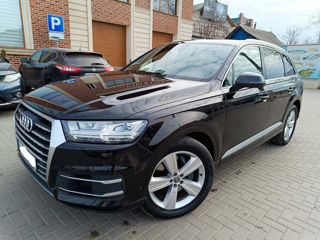 Audi Q7 foto 1