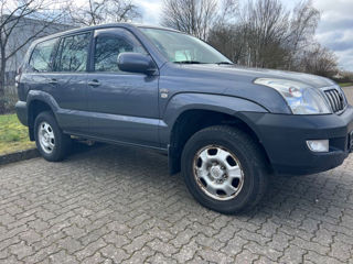 Toyota Land Cruiser Prado foto 2