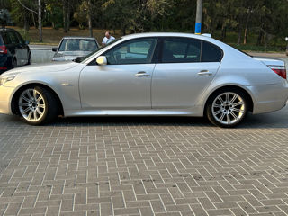 BMW 5 Series foto 9