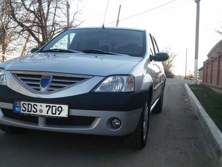 Dacia Logan foto 4