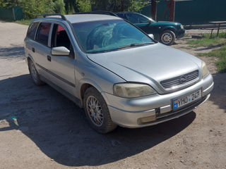 Opel Astra foto 2