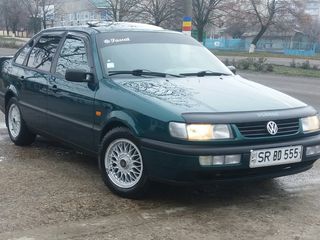 Volkswagen Passat foto 1