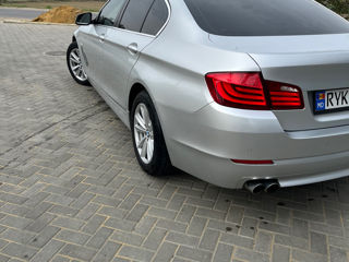 BMW 5 Series foto 6