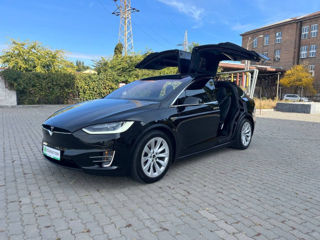 Tesla Model X foto 3