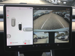 Tesla Model 3 foto 14