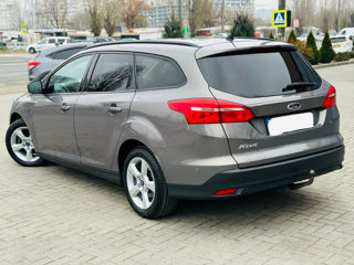 Ford Focus foto 2