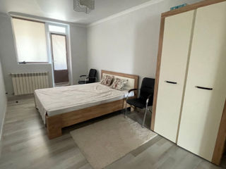 Apartament cu 3 camere, 74 m², Botanica, Chișinău foto 2