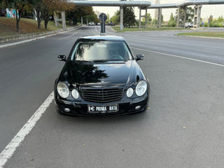 Mercedes E-Class foto 3