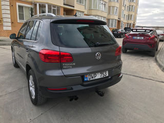 Volkswagen Tiguan foto 4