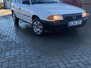 Opel Astra foto 8