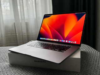 MacBook Pro 16 i9 16Ram / 1TB 8GB Video 2019