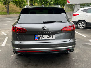 Volkswagen Touareg foto 3