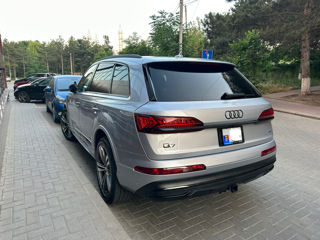 Audi Q7 foto 7