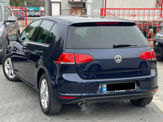 Volkswagen Golf foto 5