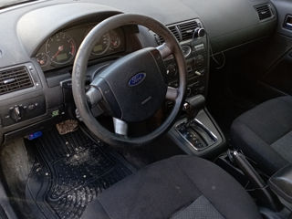 Ford Mondeo foto 4